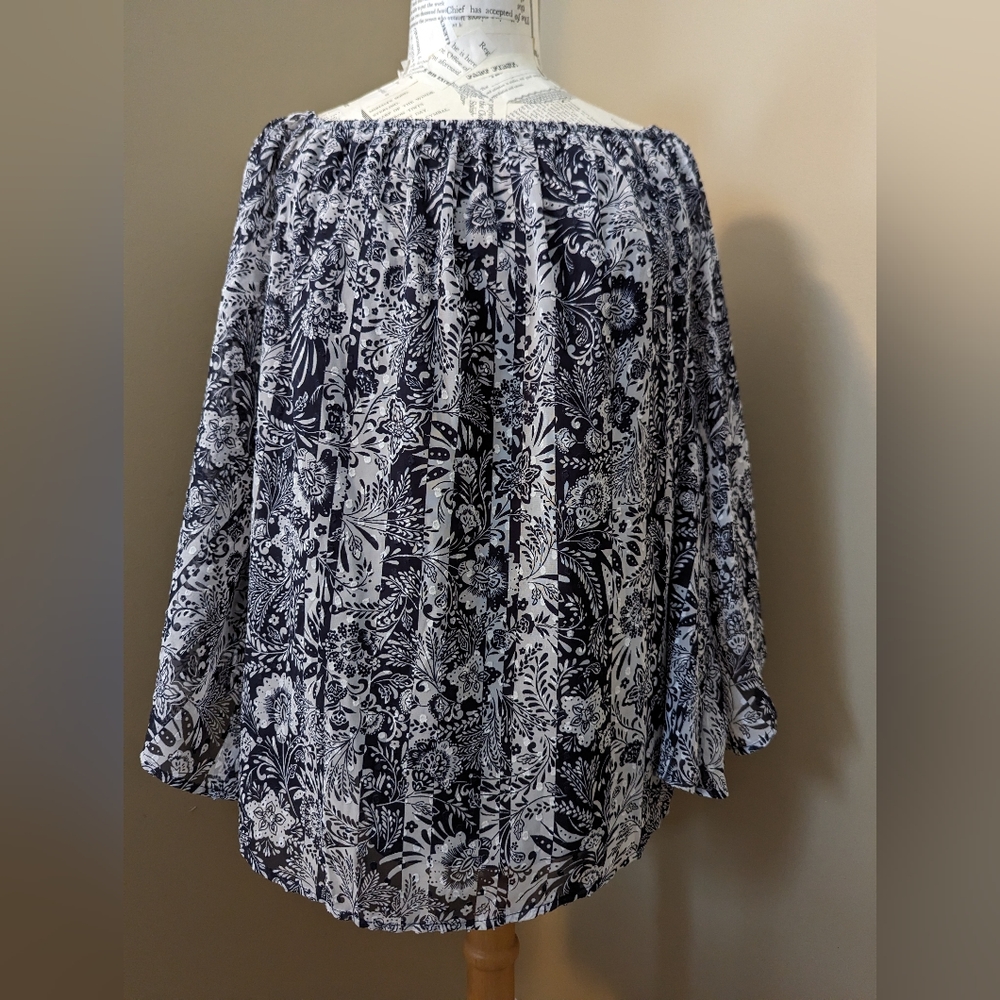 Navy Blue/White Lane Bryant Angel Wing Floral Blouse 14/16 NWT